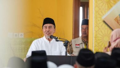 Photo of Lepas 374 Calon Jemaah Haji, Gubernur Riau Minta Doakan Pemilu Lancar